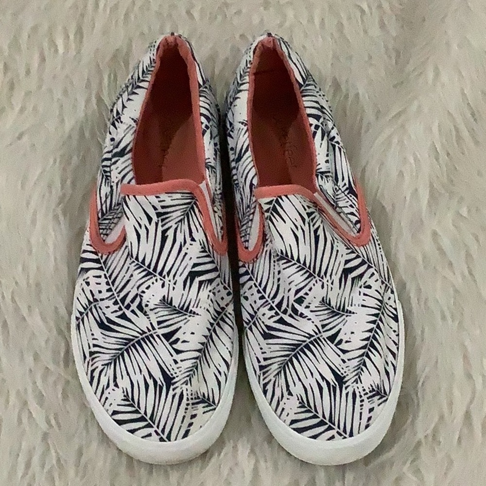 Bucket feet women’s black and white palm leaves summer beach sneakers si…